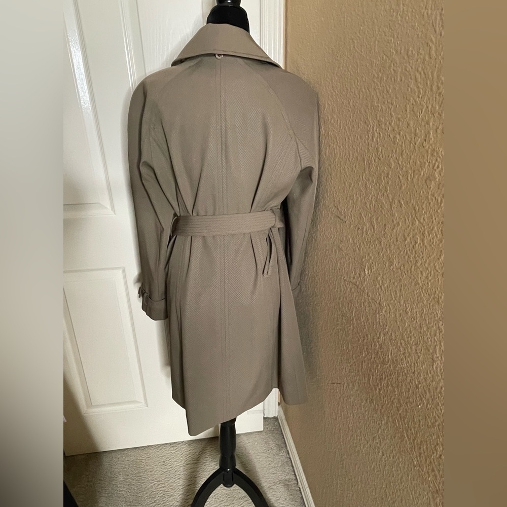 Women’s Orvis small Herringbone trench Coat​​​​​​​​​​​​​ - Picture 3 of 11